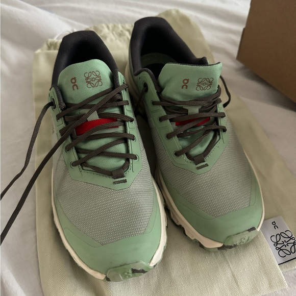 Like new Loewe X Cloudventure sneakers, pistachio color - Picture 8 of 9